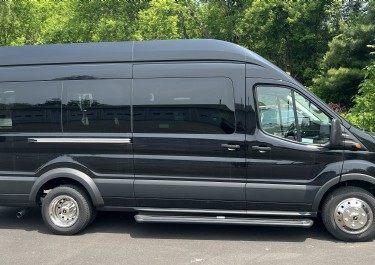 Ford Transit Van Photo