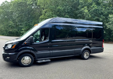 Mercedes-Benz Sprinter Photo